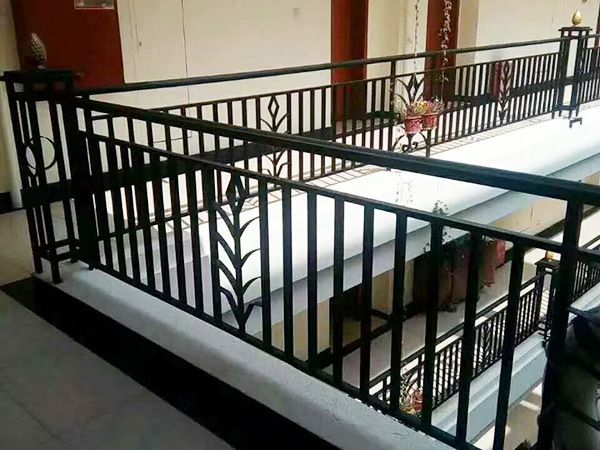 陽臺護欄